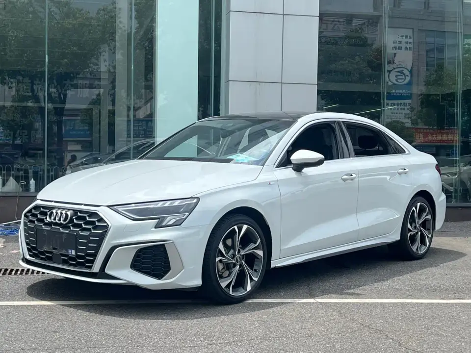 Audi A3 A3L Limousine 35 TFSI Luxury Sport 2023