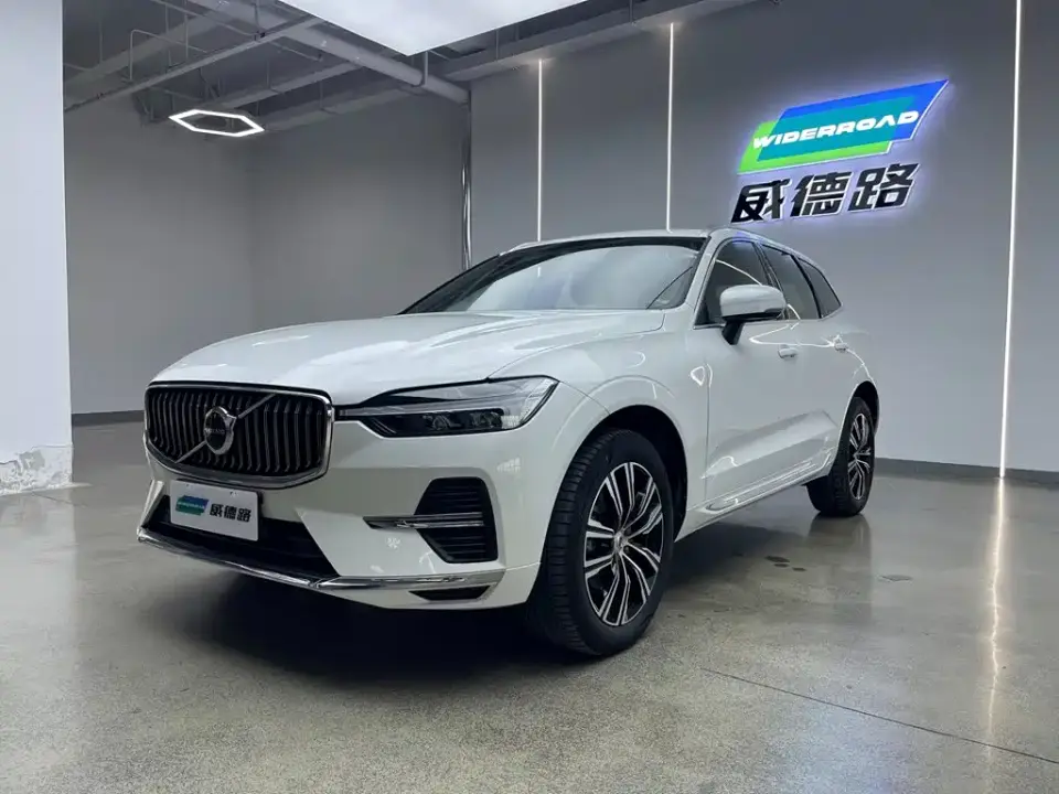 Volvo XC60 B5 AWD Inscription 2022