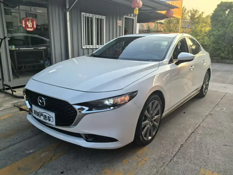 Mazda Mazda3 Axela Mazda3 2.0L Automatic Shine Edition 2022
