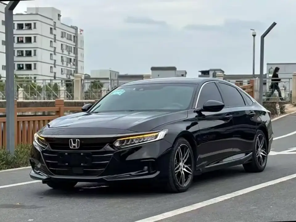 Honda Accord 260TURBO Phantom Night Premium 2022