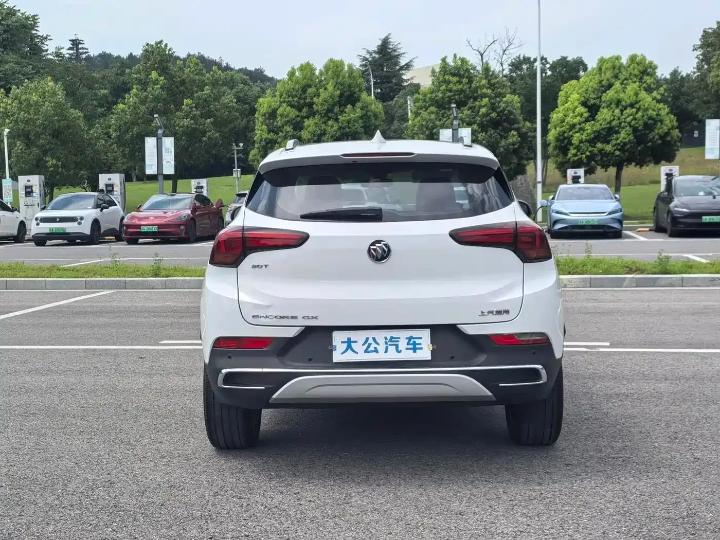 Buick Encore GX 20T CVT 2WD Luxury Model 2021 — фото 11