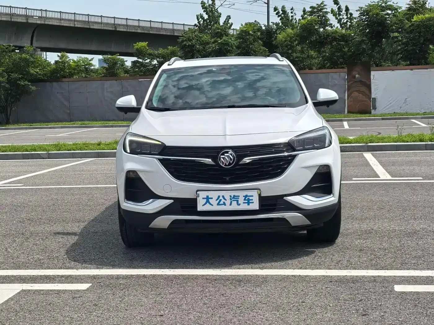 Buick Encore GX 20T CVT 2WD Luxury Model 2021 — фото 2
