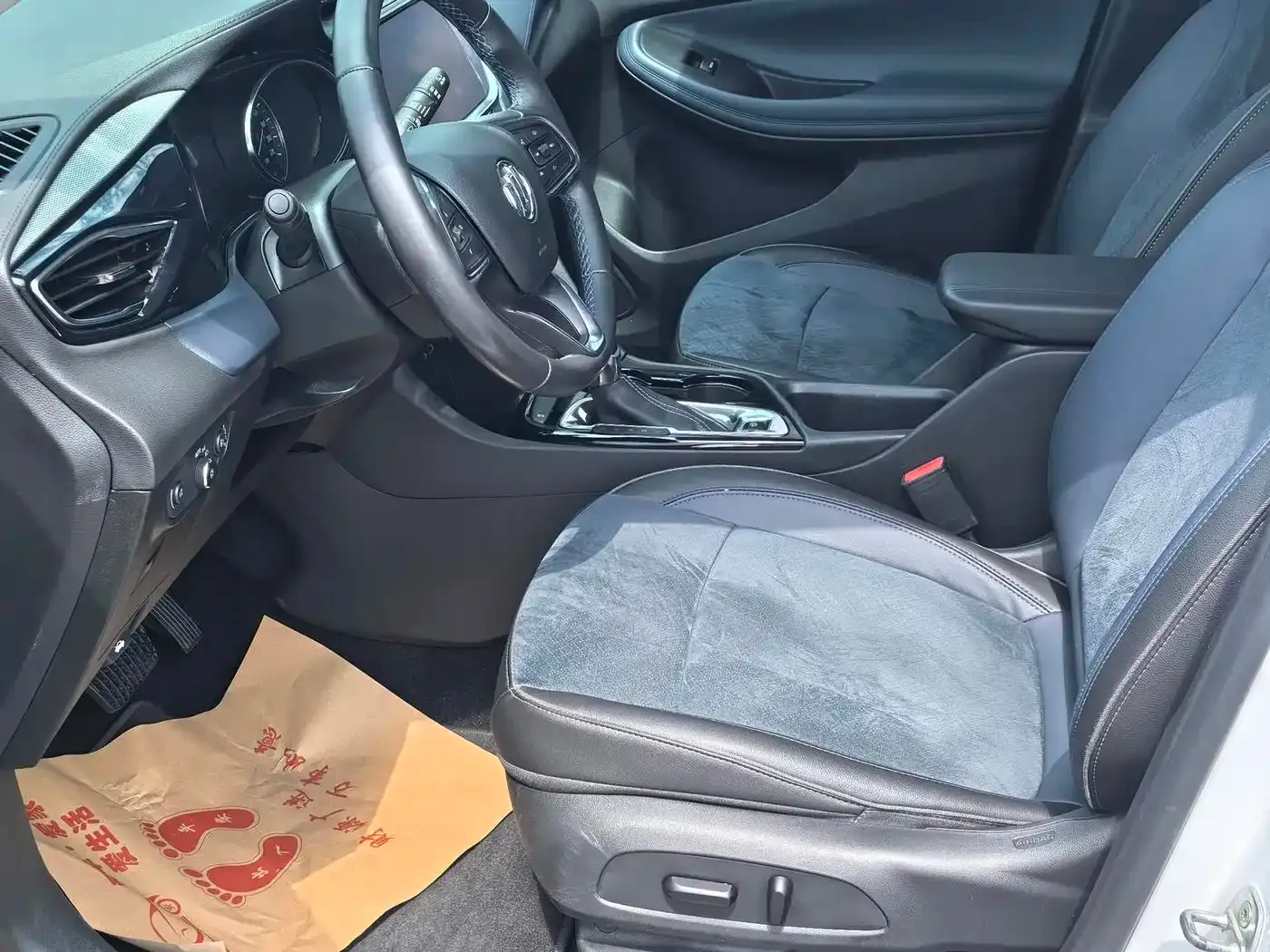 Buick Encore GX 20T CVT 2WD Luxury Model 2021 — фото 6