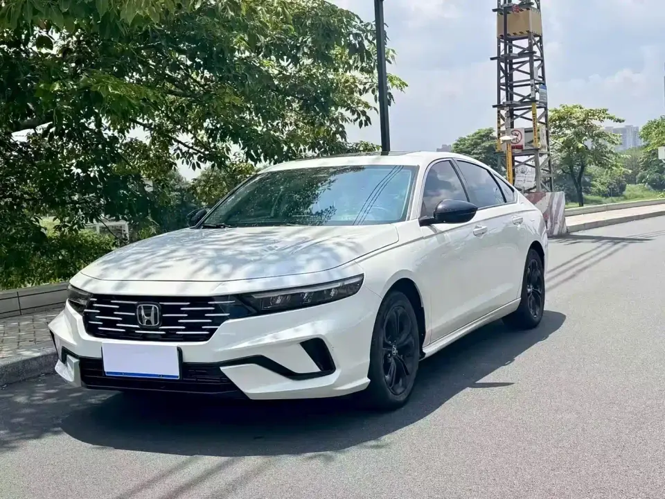 Honda Accord 260TURBO Luxury Edition 2025
