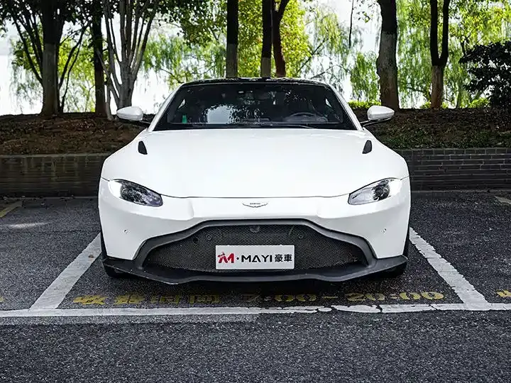 Aston Martin V8 Vantage 4.0T V8 Coupe 2021