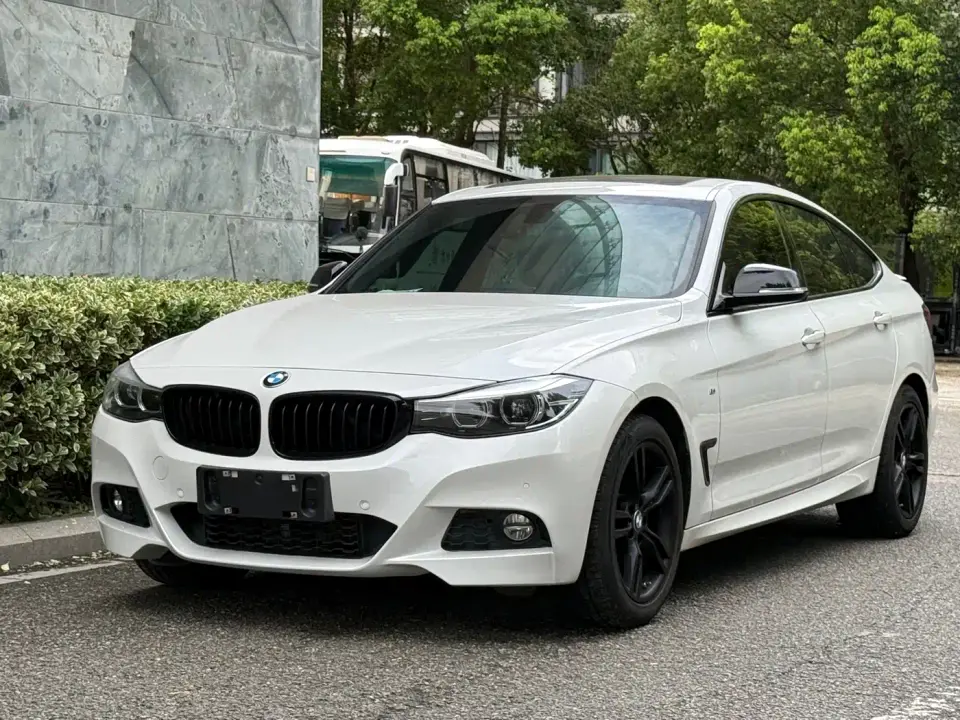 BMW 3 Series GT 320i M Sport Black Night Edition 2019