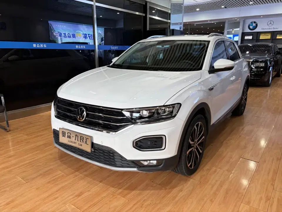 Volkswagen T-ROC 280TSI DSG 2WD Comfort PLUS 2022