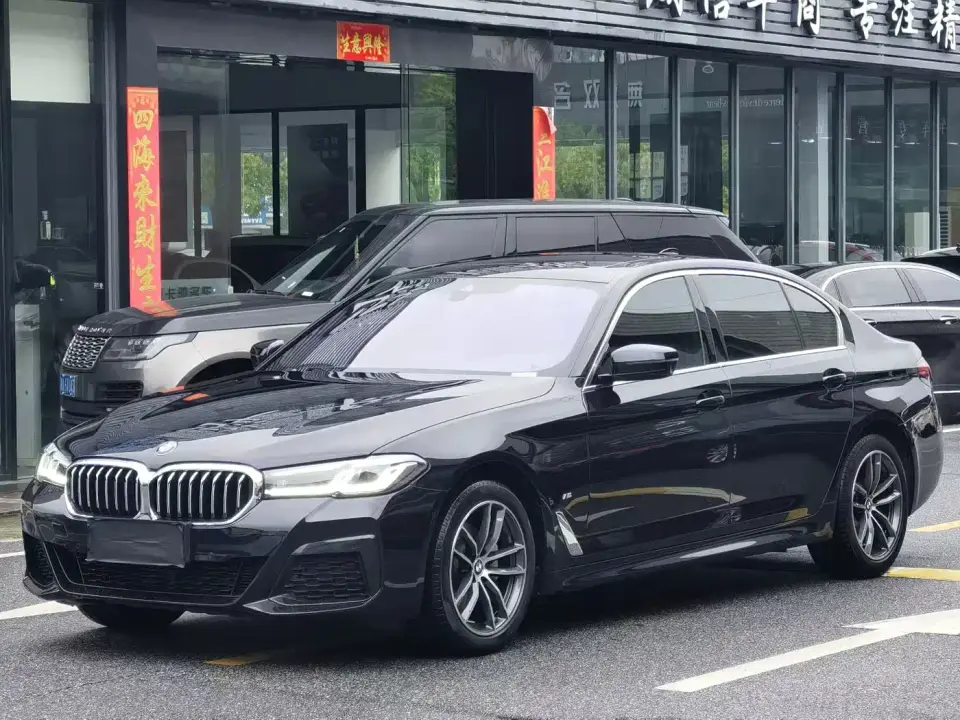 BMW 5 Series 525Li M Sport Package 2021