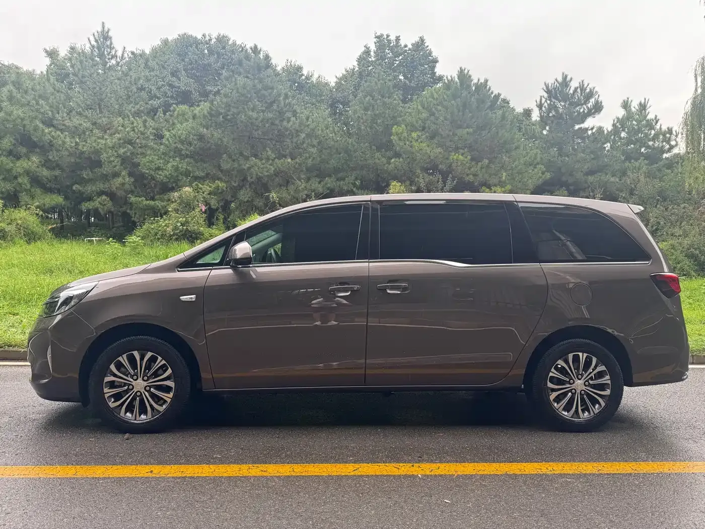 Buick GL8 Land Business Class 652T Comfort 2021 — фото 7