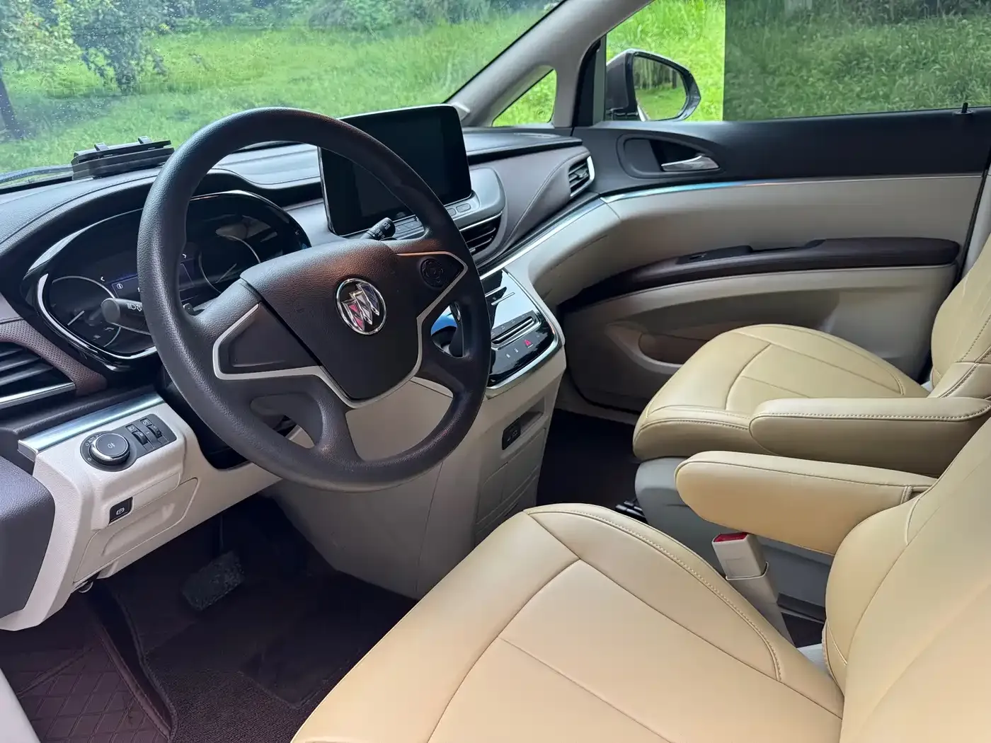 Buick GL8 Land Business Class 652T Comfort 2021 — фото 12