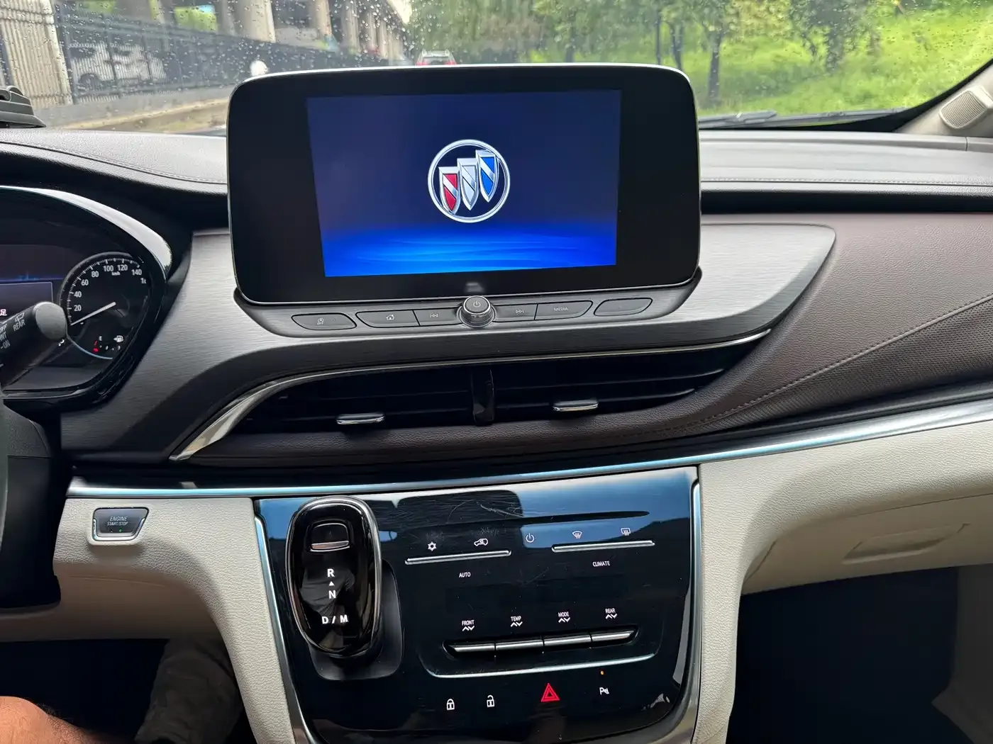 Buick GL8 Land Business Class 652T Comfort 2021 — фото 21