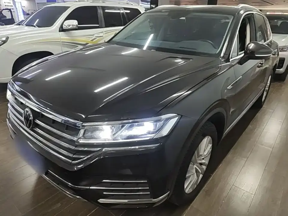Volkswagen Touareg 2.0TSI R-Line 2021