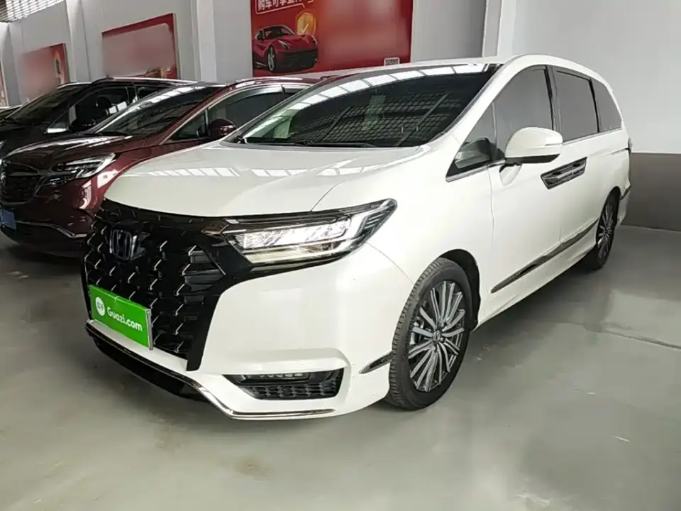 Honda Elysion 2.0L e:HEV Luxury 2022