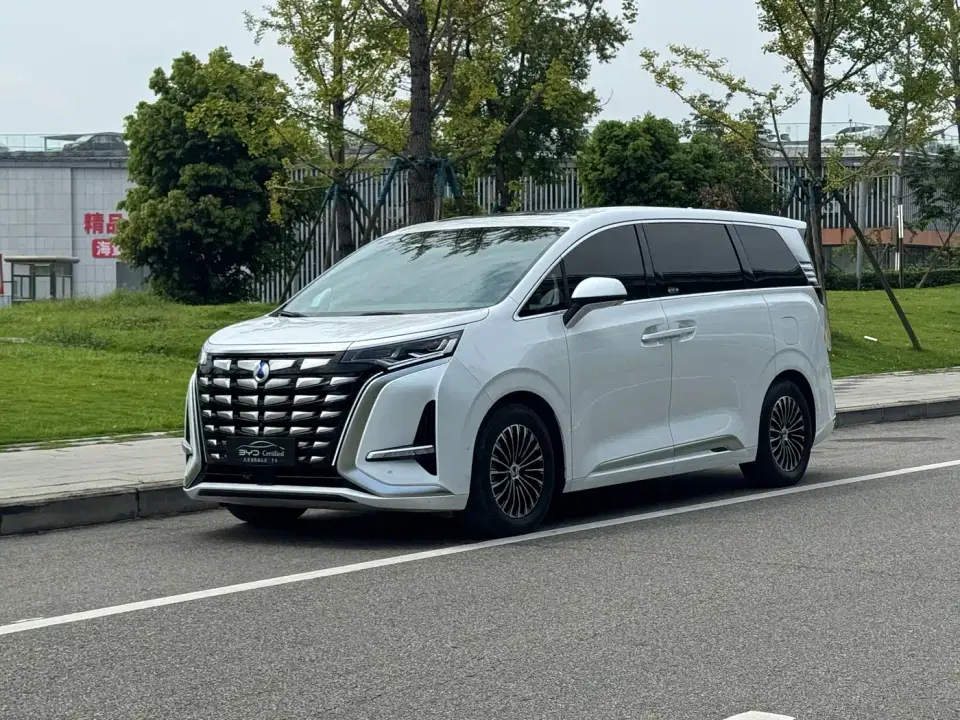 Denza D9 DM-i 970 AWD Flagship 2023