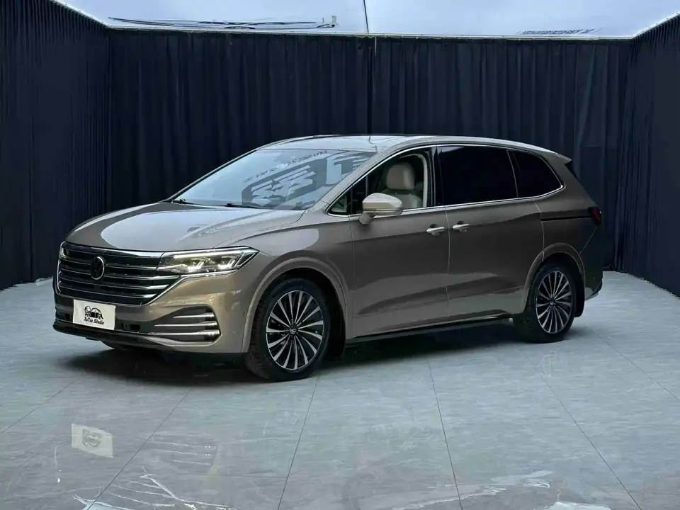 Volkswagen Viloran 380TSI Premium 2020