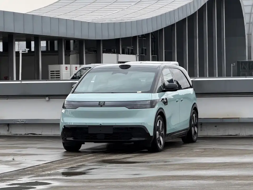 Zeekr MIX Smart Driving Edition 2025