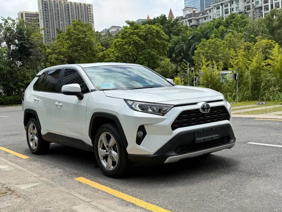 Toyota RAV4 Rongfang 2.0L CVT FWD Style Plus Edition 2023