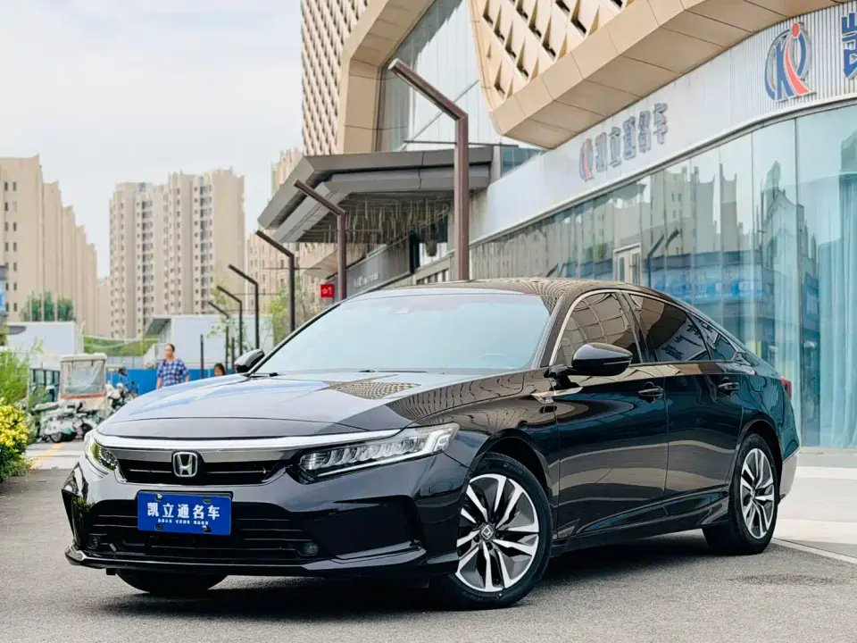 Honda Inspire Sharp Hybrid 2.0L Pure Elegance Edition 2023