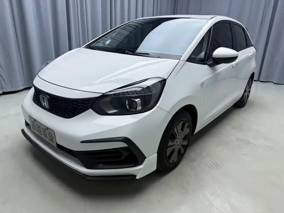 Honda Fit 1.5L CVT Trend Sunroof Edition 2023