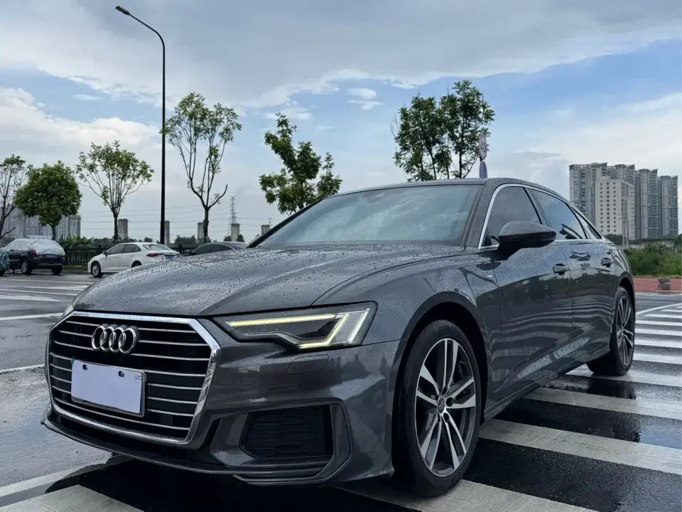 Audi A6L 40 TFSI Luxury Dynamic 2021