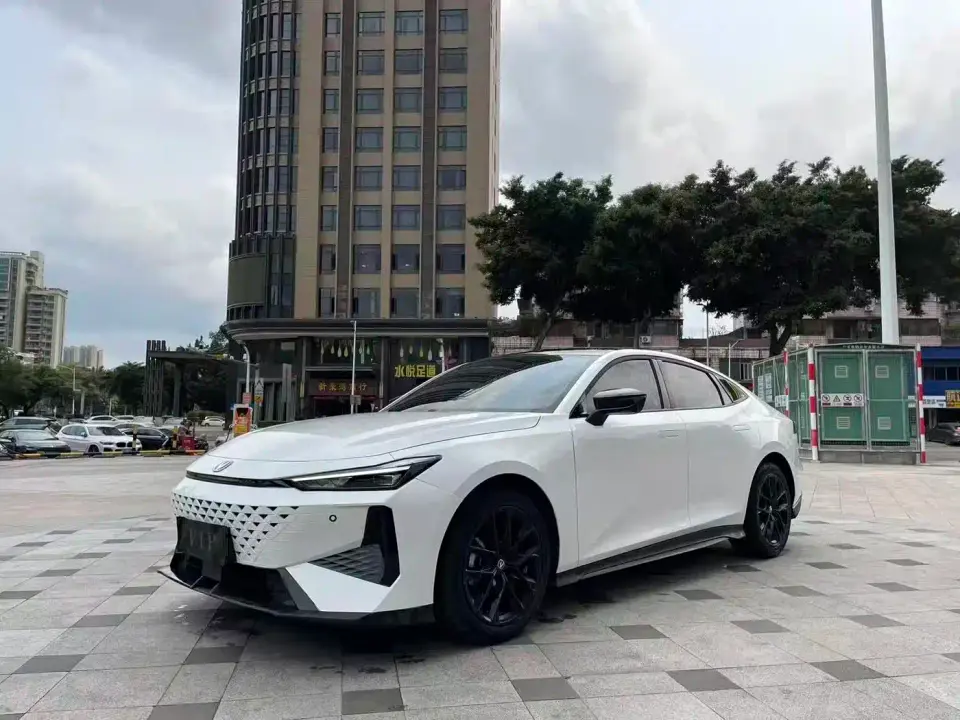 Changan UNI-V 1.5T 500Bar Premium Model 2025
