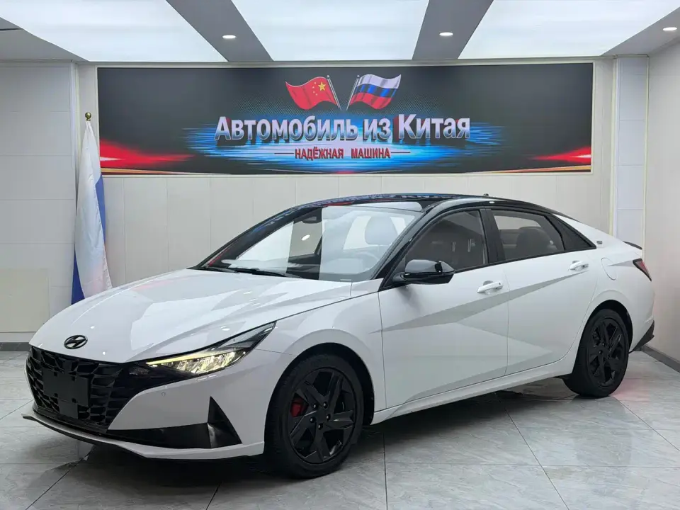 Hyundai Elantra 1.5L CVT 20th Anniversary Edition 2022