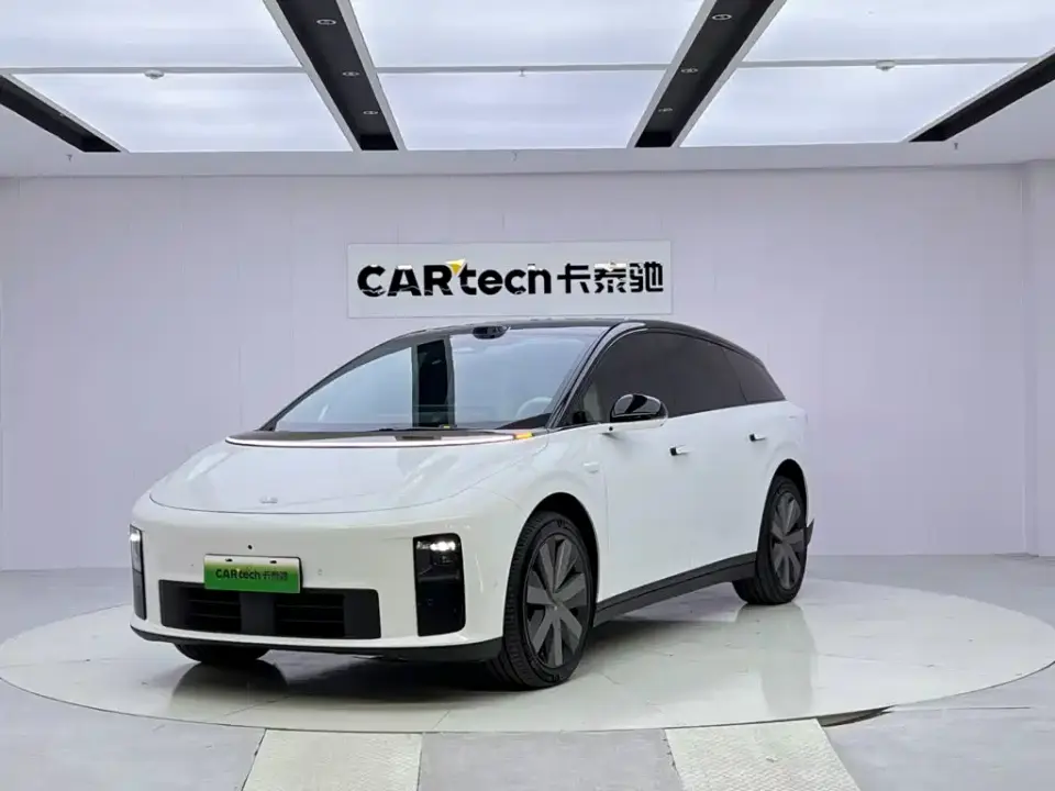Li Auto i6 4WD Base Model 2026