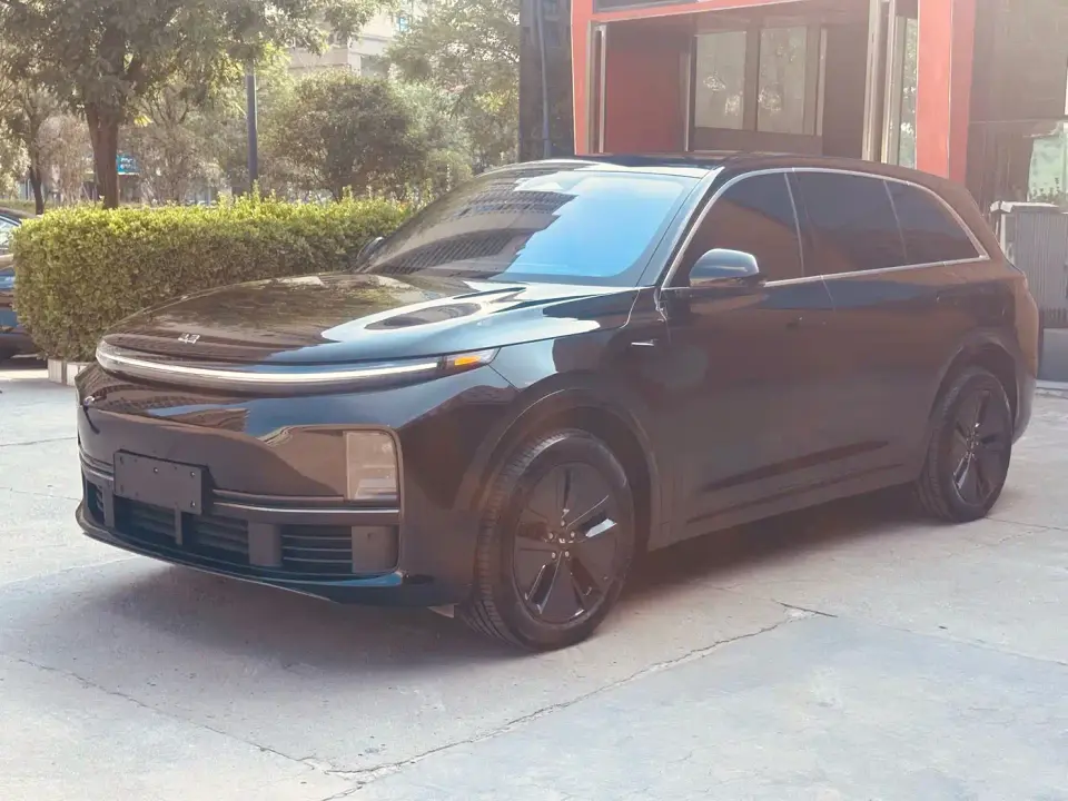 Li Auto L7 Pro 2025