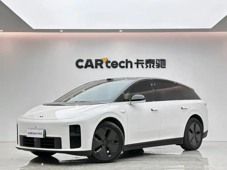 Li Auto i6 2WD Base Model 2026