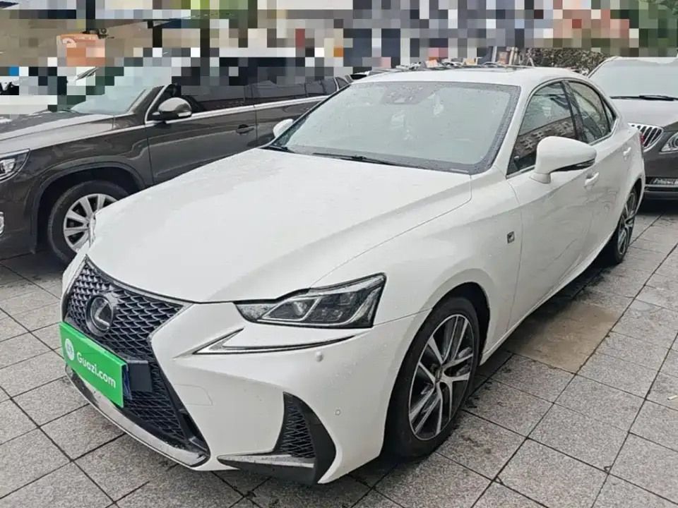 Lexus IS 300 F SPORT 2019