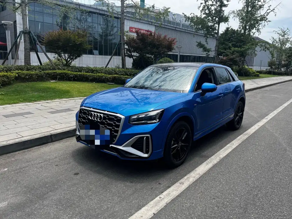 Audi Q2L 35 TFSI Fashion Dynamic 2022