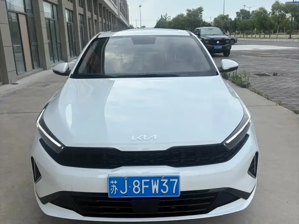 Kia K3 Model 1.5L CVT Luxury Edition 2023