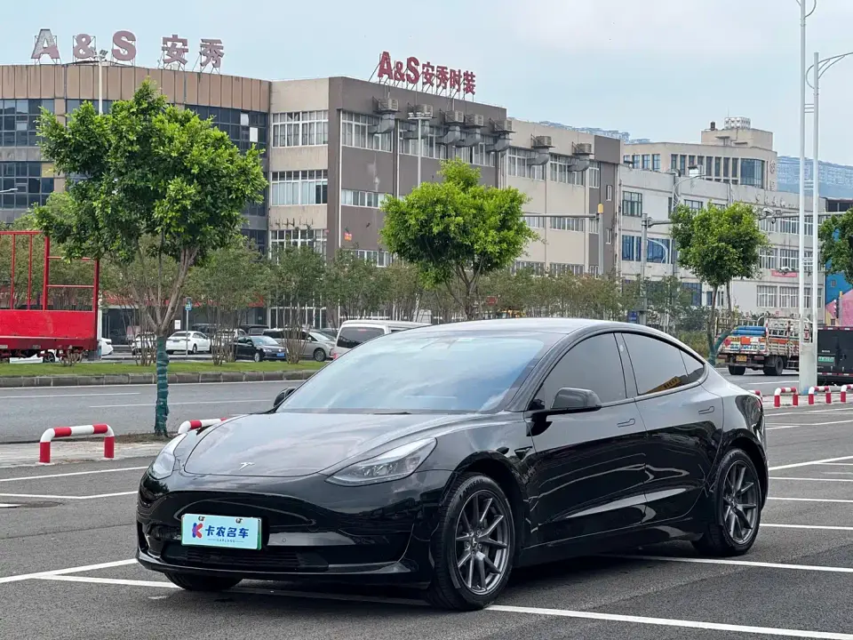 Tesla Model 3 Model Rear-Wheel Drive Version 2023