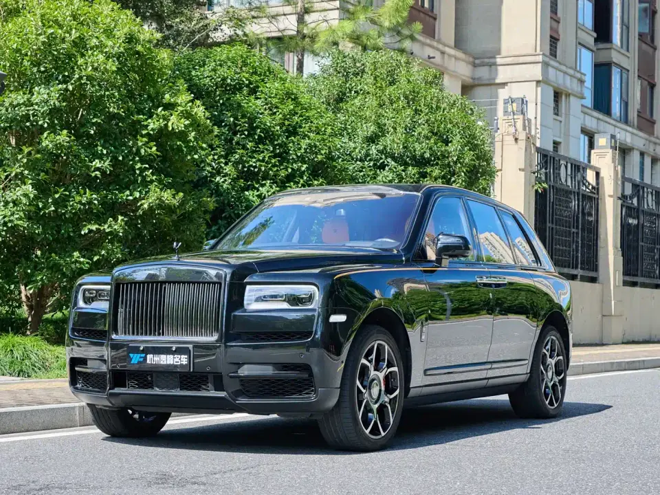 Rolls-Royce Cullinan Black Badge 2023