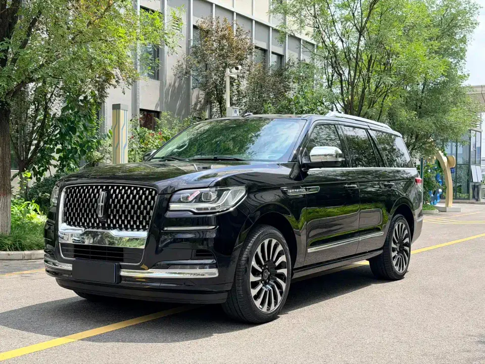 Lincoln Navigator 3.5T Presidential Edition 2023