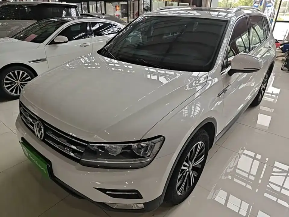 Volkswagen Tiguan L Facelift 330TSI Auto 2WD Panorama Comfort China VI 2020