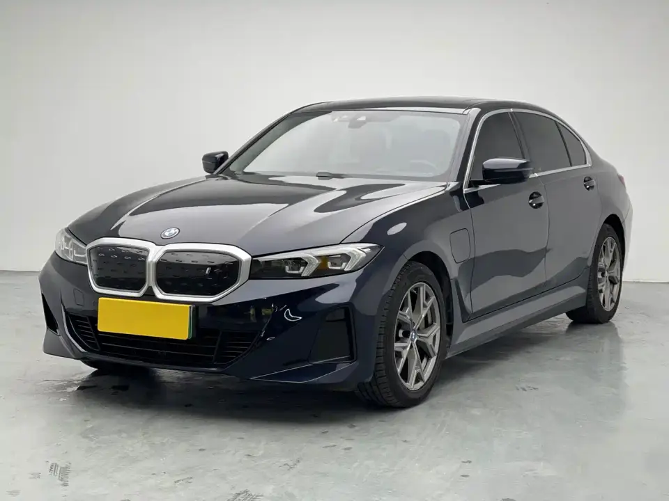 BMW i3 eDrive 35 L 2023