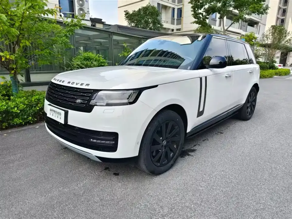 Land Rover Range Rover 3.0 L6 400PS Golden Age 7-Seater Long Wheelbase 2023
