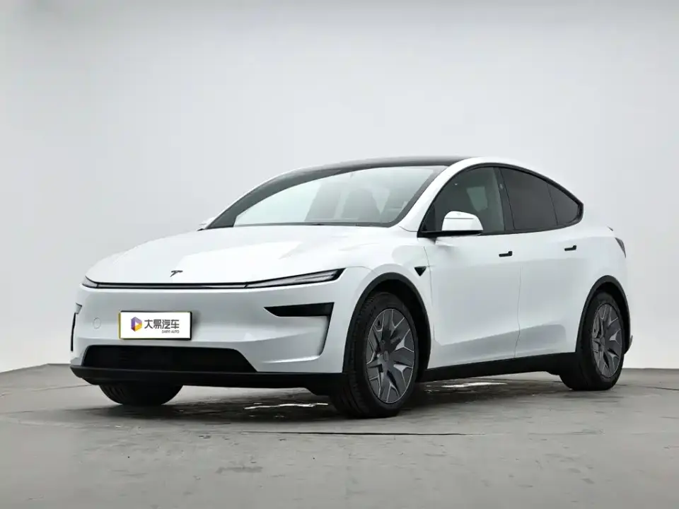 Tesla Model Y L Facelift Long Range AWD 2025