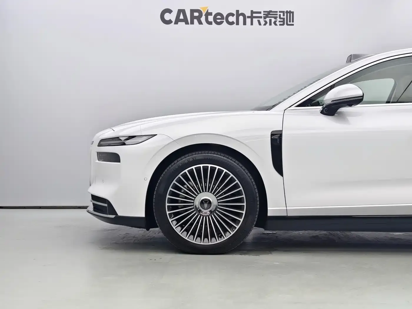 Voyah Auto VOYAH Zhuiguang L Mid-configuration Model 2025 — фото 4