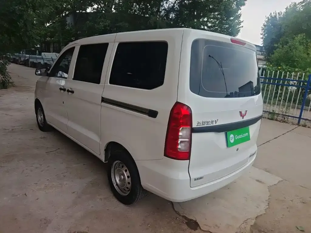 Wuling Motors Wuling Hongguang V 1.5L Power Take Edition Electric Power Steering LAR 2024 — фото 23