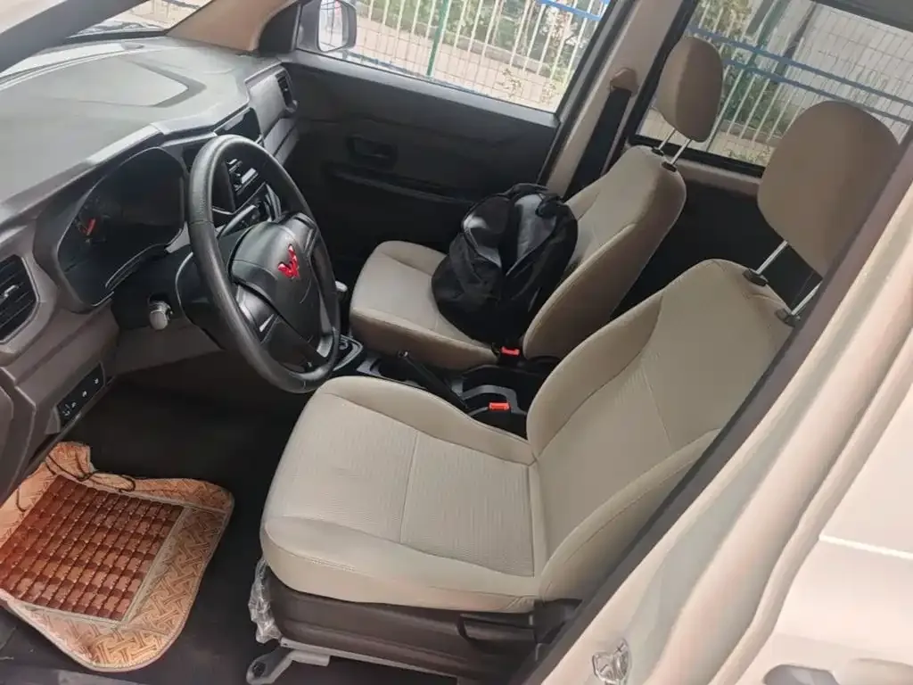 Wuling Motors Wuling Hongguang V 1.5L Power Take Edition Electric Power Steering LAR 2024 — фото 11