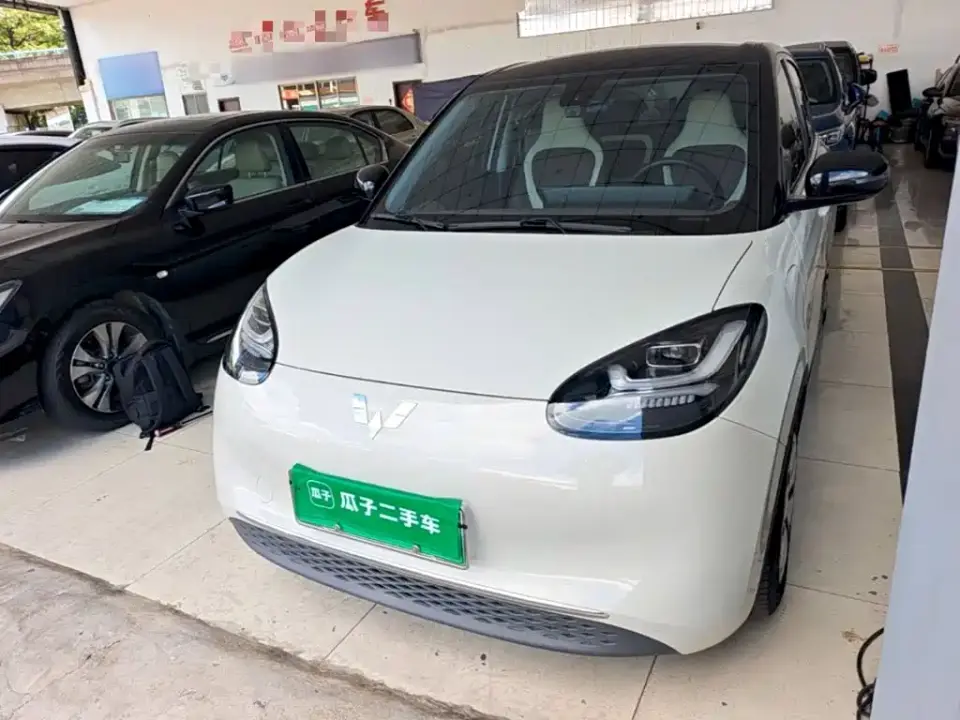 Wuling Motors Wuling Bingo Model 333km Telepathic Connect+ Version 2023