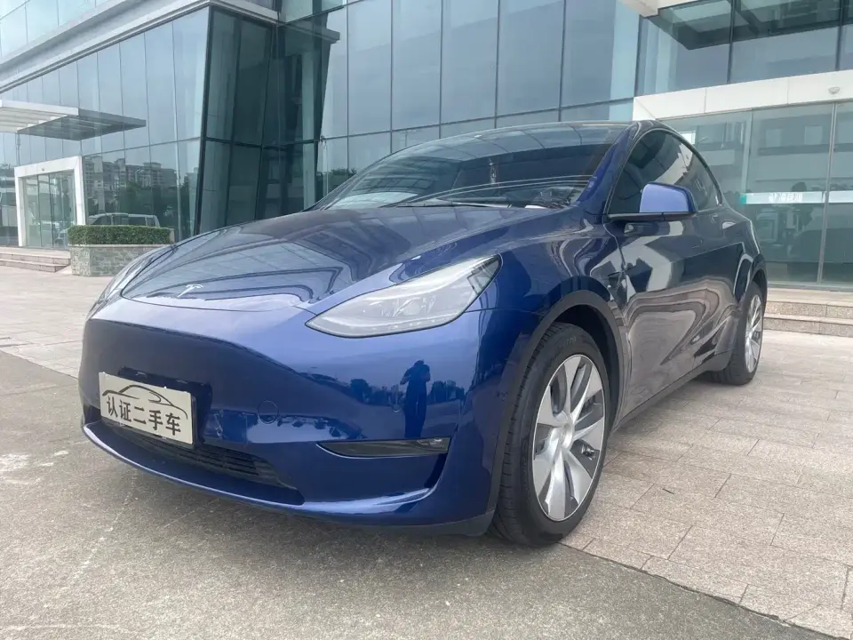 Tesla Model Y Standard Range Rear-Wheel Drive 2022