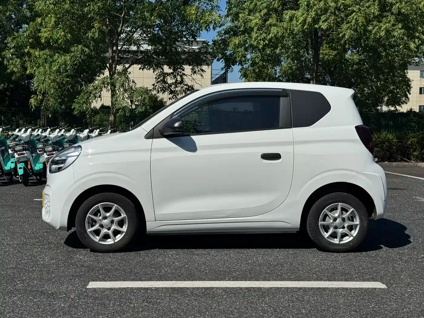 Roewe Kaiwei CLEVER 311km Vitality Bobo Edition 2023 — фото 2