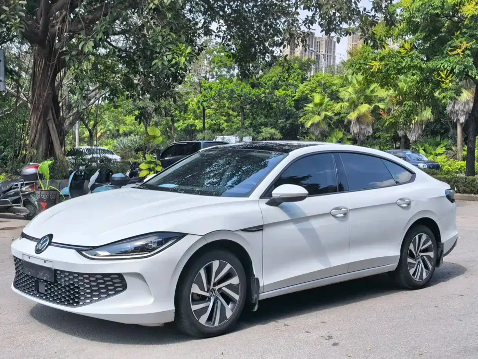 Volkswagen Lamando Lamando L 280TSI DSG Stylish Edition 2024