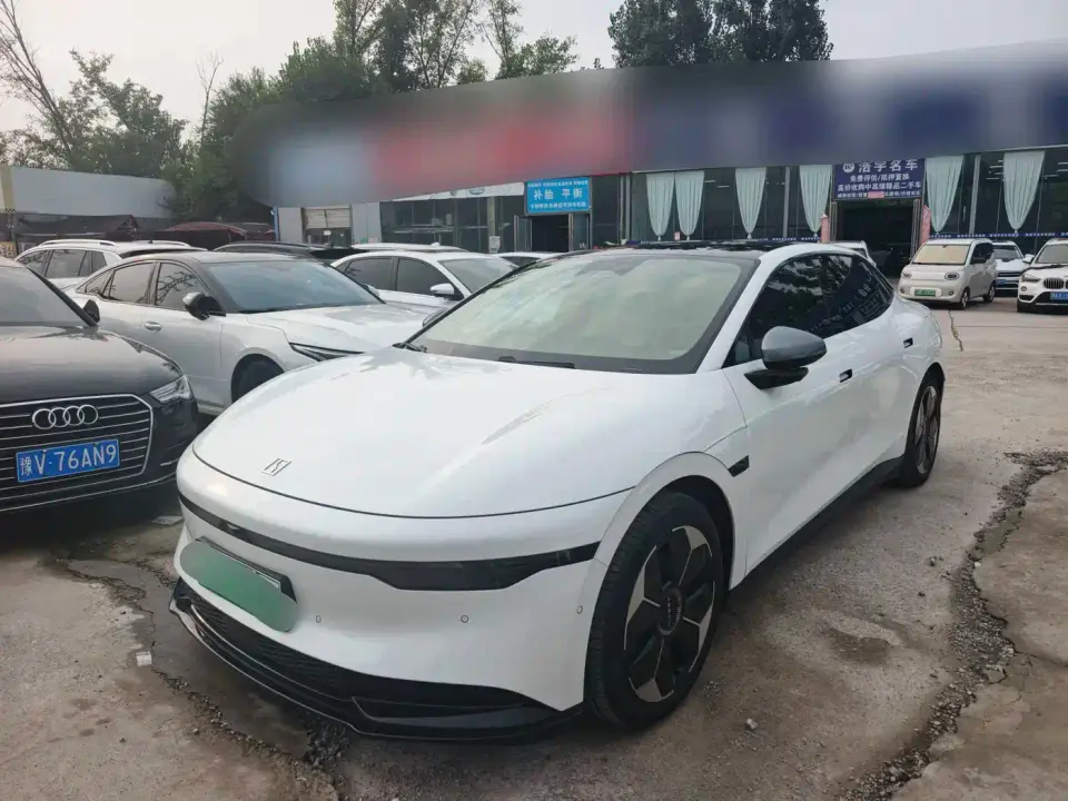 Zeekr 007 Rear-Wheel Drive 75kWh 2024