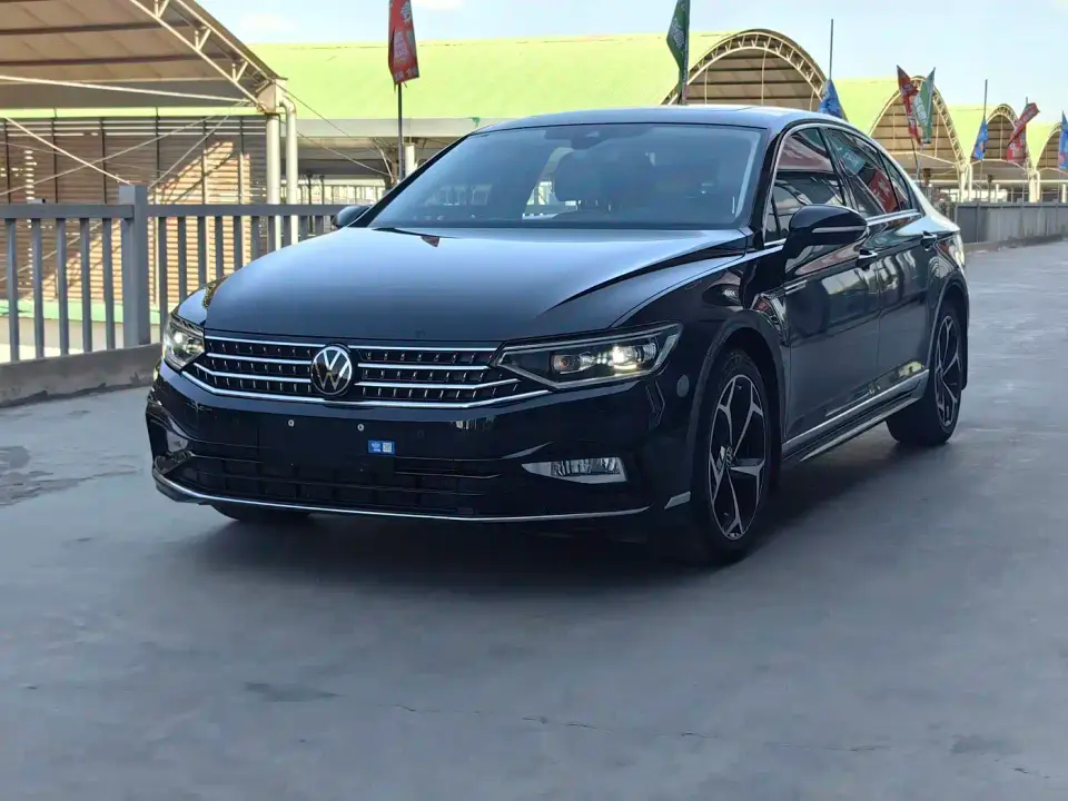 Volkswagen Magotan Model 2 Million Commemorative Edition 330TSI DSG Luxury 2024