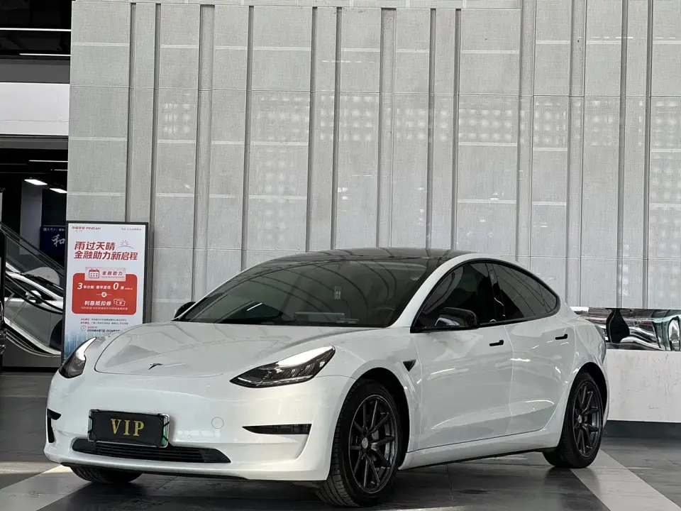 Tesla Model 3 Standard Range Rear-Wheel Drive Upgrade 2020