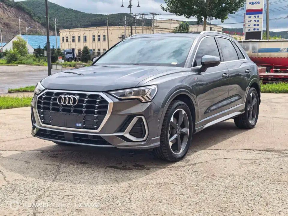 Audi Q3 35 TFSI Fashion Dynamic (1.4T) 2023